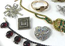 VINTAGE FASHION JEWELLERY, ETC.