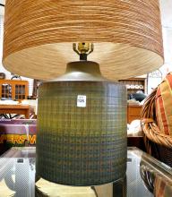 MCM ART POTTERY TABLE LAMP