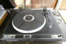 MARANTZ AND SANYO TURNTABLES