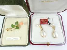 CHAINS, BROOCH, ETC.