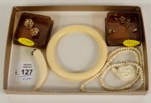 GOLD AND IVORY JEWELLERY