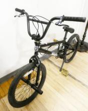 MONGOOSE TRICK BIKE