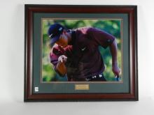 FRAMED "TIGER WOODS" PRINT