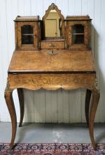 VICTORIAN DESK