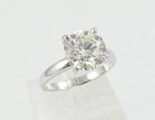 VERY VALUABLE DIAMOND SOLITAIRE