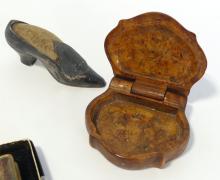 COMPACT, SNUFF BOX AND PINCUSHION