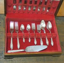 COMMUNITY PLATE "EVENING STAR" FLATWARE