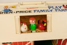 FISHER-PRICE "FARM" PLAYSET