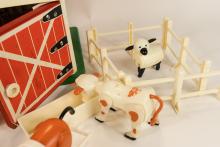 FISHER-PRICE "FARM" PLAYSET