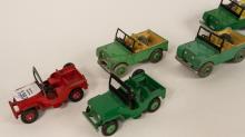 SEVEN DINKY TOYS JEEPS