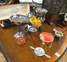 CARVING SET AND SILVERPLATE