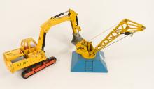 TWO DINKY TOYS CONSTRUCTION VEHICLES