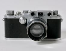 LEICA CAMERA