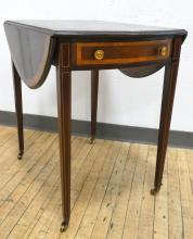 DROP-LEAF LAMP TABLE