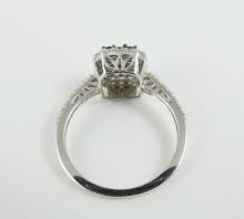 LADIES' DIAMOND RING