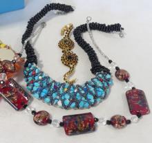 VINTAGE FASHION JEWELLERY