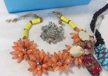 VINTAGE FASHION JEWELLERY