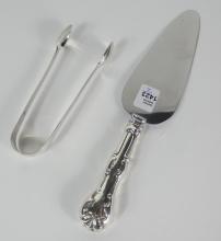 2 SERVING PIECES