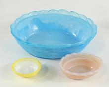 THREE HEN NESTING DISHES