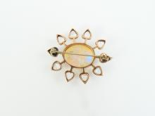 VINTAGE GOLD BROOCH