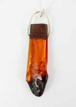 LARGE AMBER PENDANT