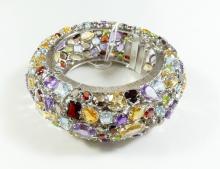 ONE-OF-A-KIND GEMSTONE BRACELET