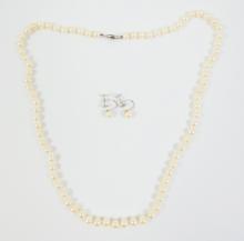 PEARL NECKLACE & EARRINGS