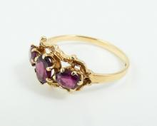 ANTIQUE RING