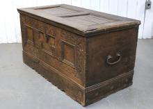 OAK COFFER