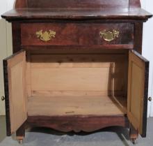 ANTIQUE WASHSTAND