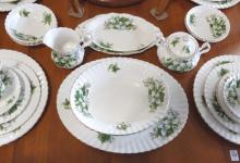 ROYAL ALBERT "TRILLIUM" DINNERWARE