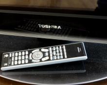 TOSHIBA PLASMA TELEVISION