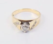 DIAMOND RING