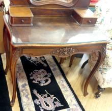ANTIQUE FRENCH VANITY DESK