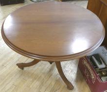 VICTORIAN CENTRE TABLE