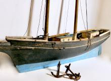 ANTIQUE SHIP MODEL