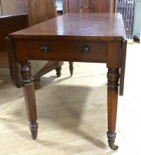 GEORGIAN DROP-LEAF DINING TABLE