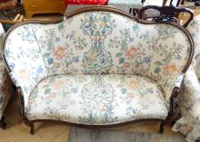 ART NOUVEAU SETTEE