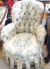 VICTORIAN HOSTESS CHAIR