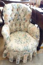 VICTORIAN HOSTESS CHAIR