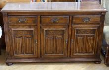 ETHAN ALLEN OAK SIDEBOARD