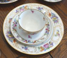 SCHUMANN "DRESDEN" BAVARIAN DISHES