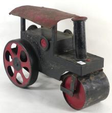 ANTIQUE PRESSED STEEL STEAM ROLLER