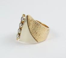 WIDE GOLD RING