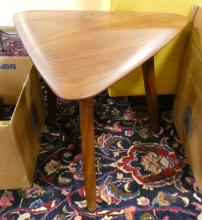 IMPERIAL "GUITAR PICK" SIDE TABLE