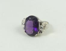 VALUABLE AMETHYST RING