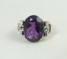 VALUABLE AMETHYST RING