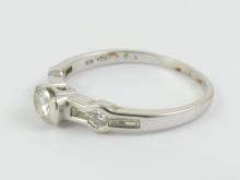 VINTAGE DIAMOND RING