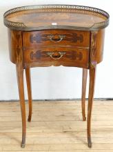 FRENCH KIDNEY-SHAPE LAMP TABLE