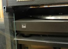 TECHNICS STEREO SYSTEM IN CABINET